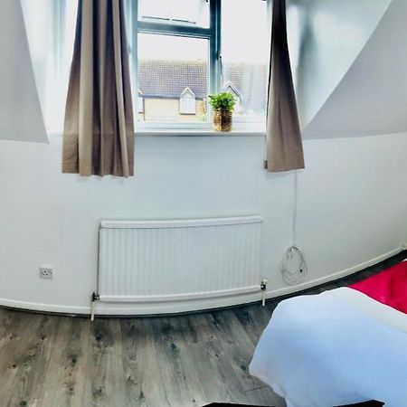 The Herald House Dartford 3 Bedroom Apartment מראה חיצוני תמונה