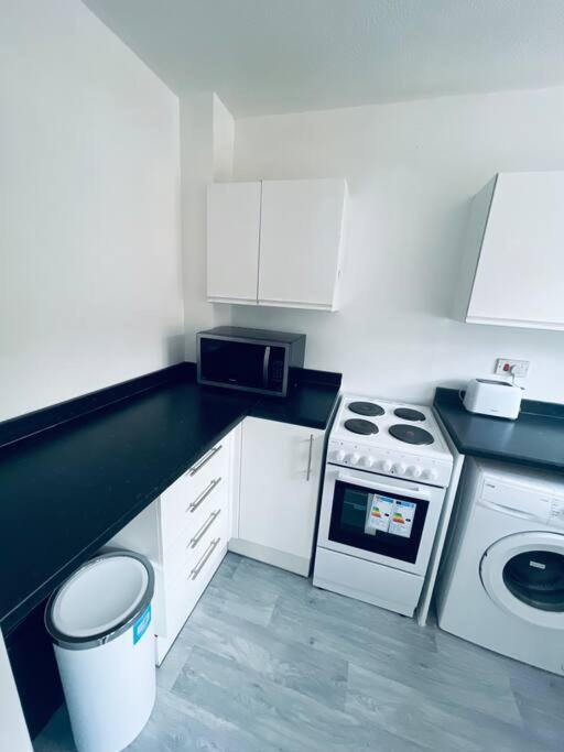 The Herald House Dartford 3 Bedroom Apartment מראה חיצוני תמונה